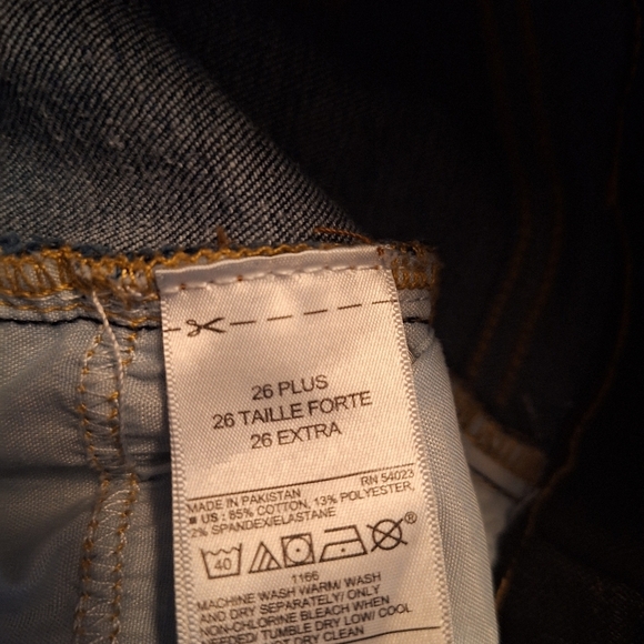 Old Navy Boot Cut Jeans Plus Size 26 - Picture 4 of 5